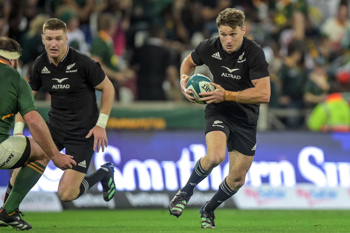 Beauden barrett rugby boots sales