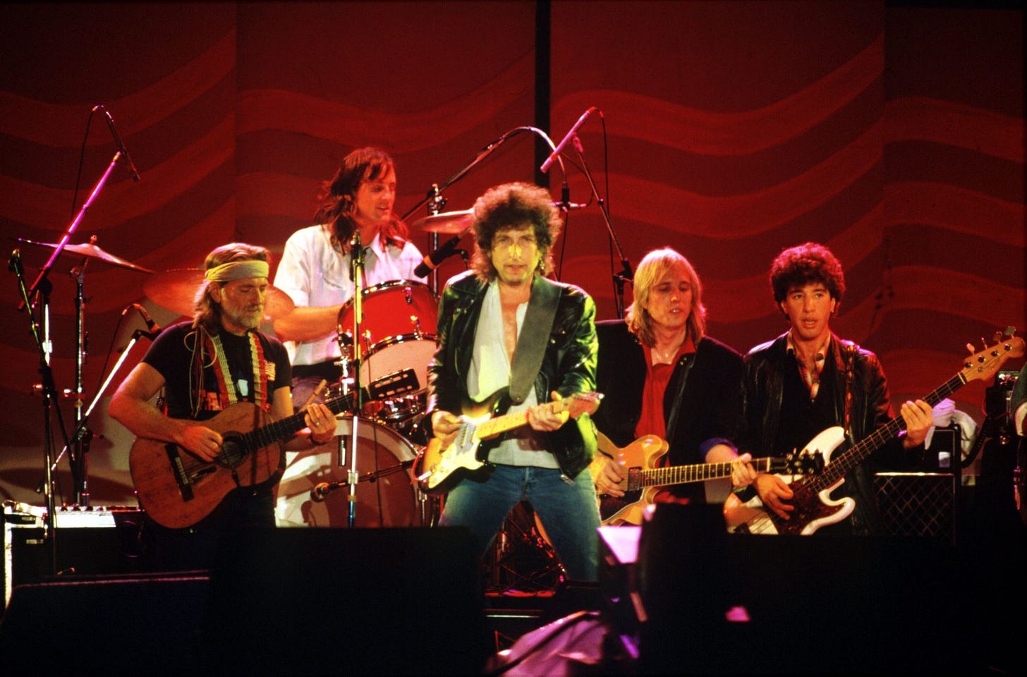 Heartbreakers Drummer Stan Lynch Talks Touring with Bob Dylan in the '80s