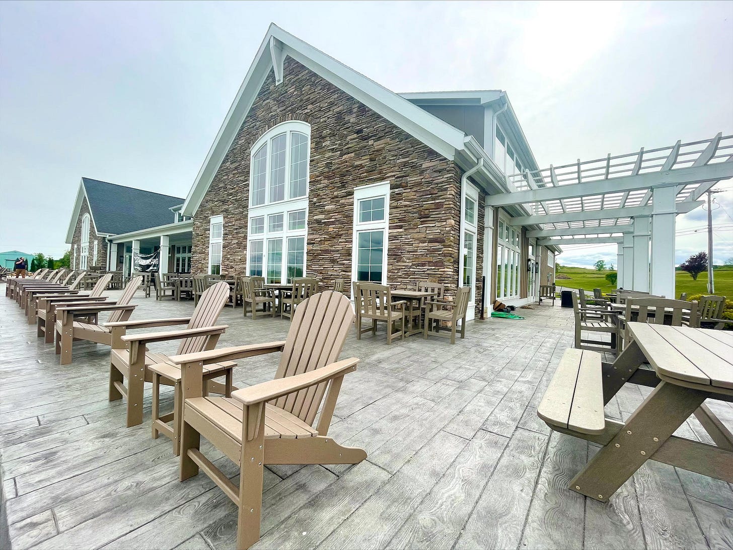 Hudson Valley's Tin Barn opens palatial FLX location
