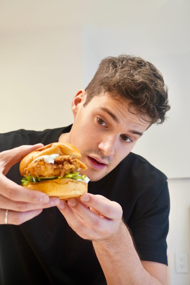 Le meilleur burger au poulet frit by Dominic Lamirande