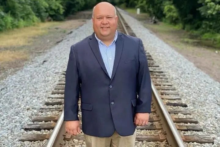 Alabama GOP Mayor Kills Self After Right Wing Site Outs Him As A Crossdresser