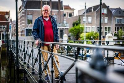 Schrijver en fotograaf Frits Baarda (68) overleden: in ‘reservetijd’ maakte hij boek over alle brugg