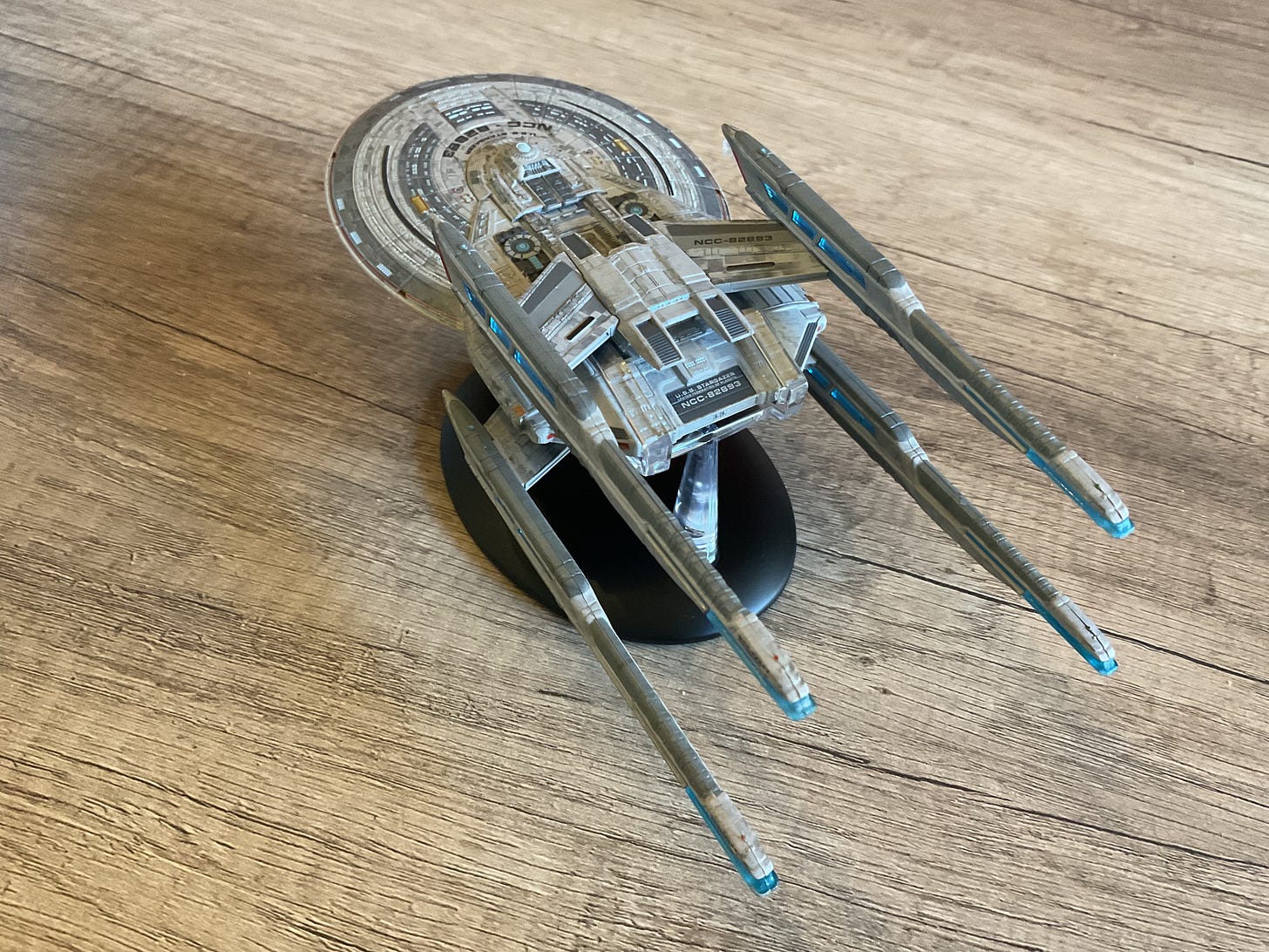 Review: FanHome's USS Stargazer (from Picard S2) | The Black Campbell