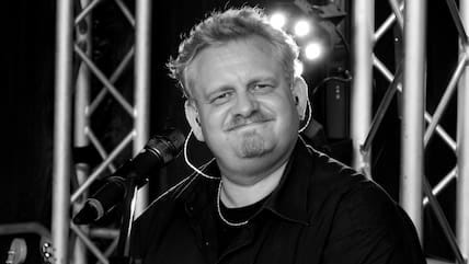 Familie, Freunde und die heimische Musikwelt trauern um Jörg Matusczyk. Der Keyboarder der Band Talkin Wire ist völlig überraschend verstorben.