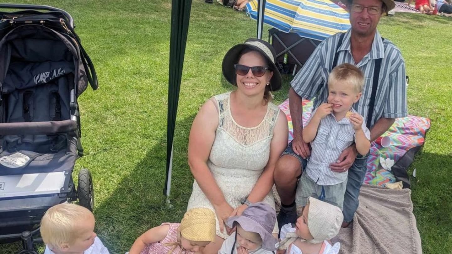 Brett Wills, top right, died at the weekend, leaving behind wife Joanne and their five children, including quadruplets born in 2022. Photo / Wills Family
