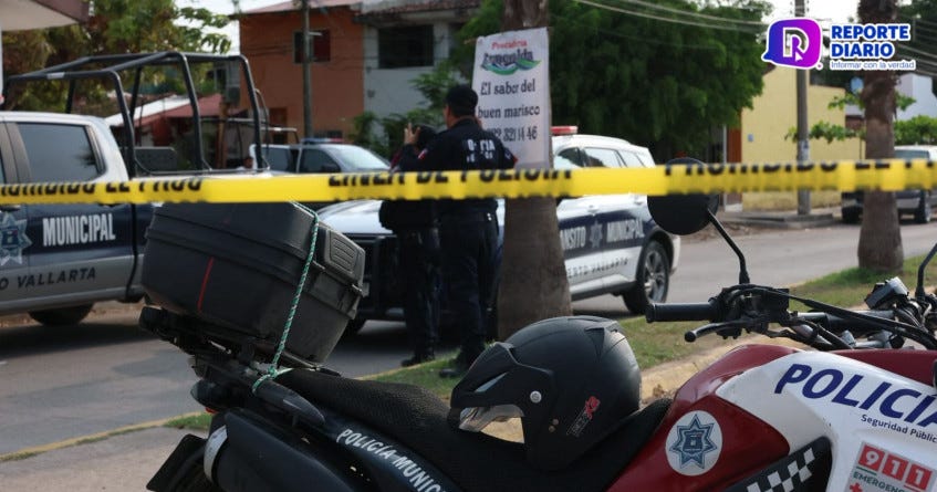 Fallece oficial tras sufrir infarto en caseta del Infonavit