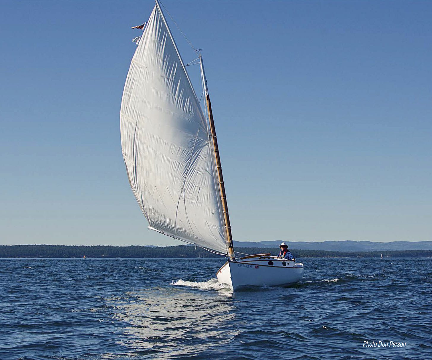6 store person sailboat