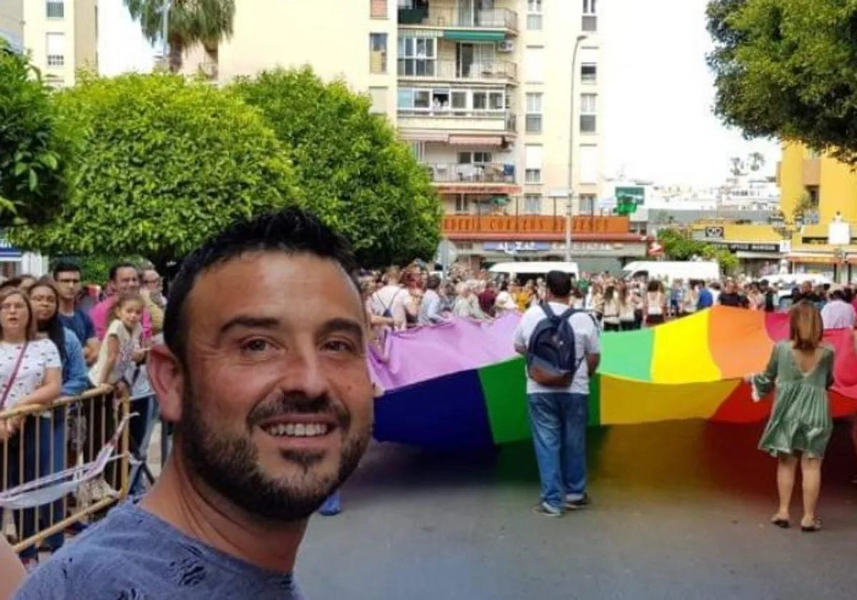 Fran López durante una manifestación LGTBI