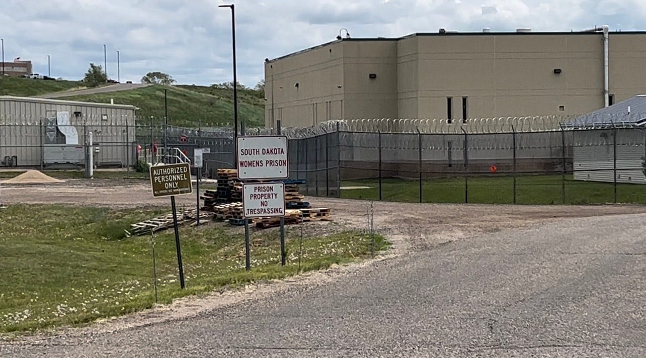 Former prisoner commuted by Gov. Noem arrested again
