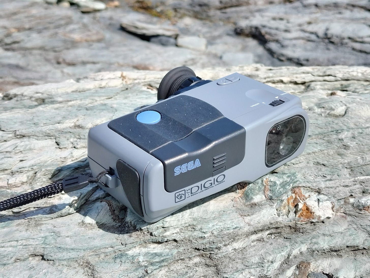 Sega Digio SJ-1 - by Digital-Camera-History