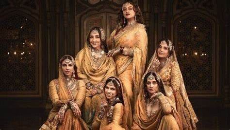 Watch gold hindi movie with english subtitles top