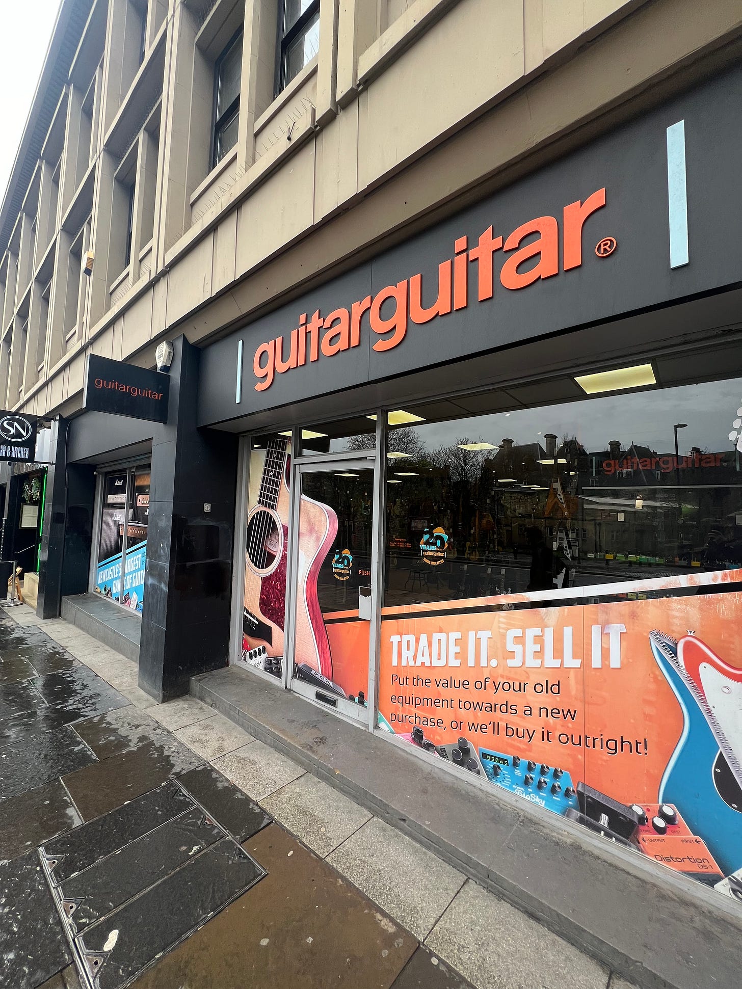 Guitar Safari Across The UK by Mike Butler