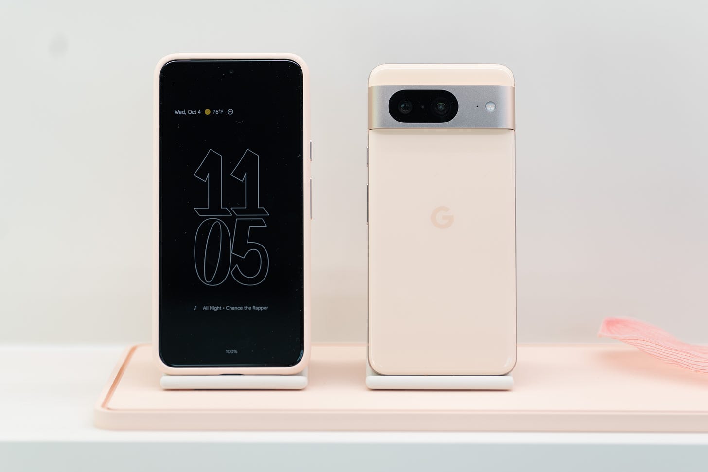 Google Pixel 8 and 8 Pro hands-on review: an AI camera that can ...