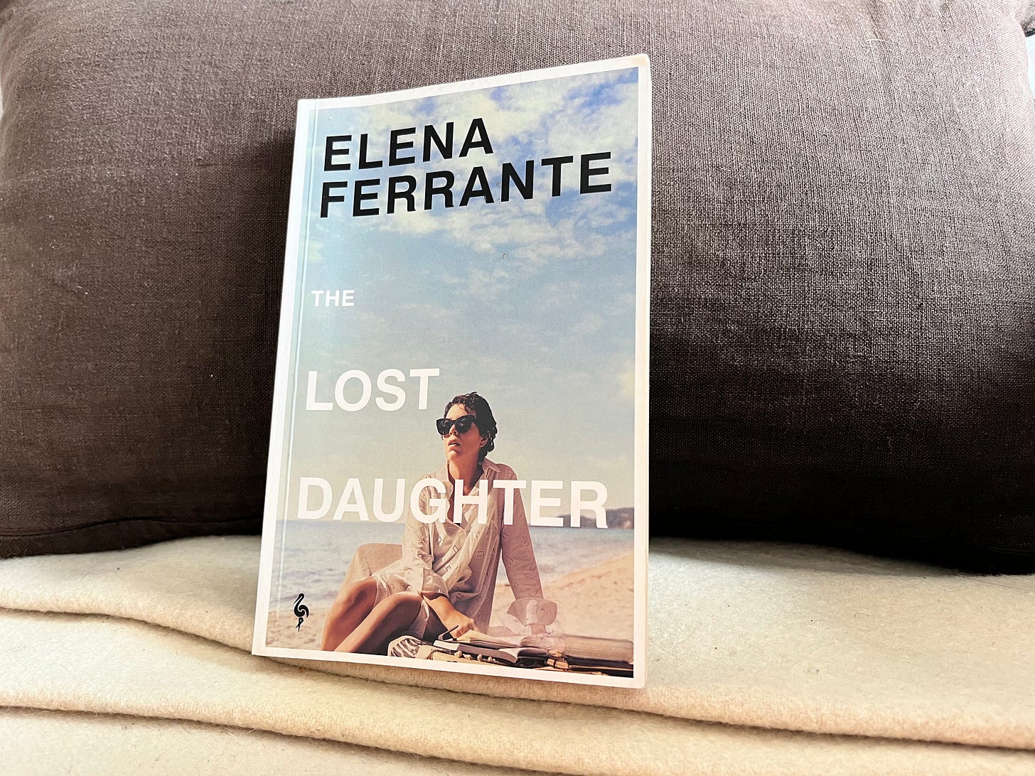 Book-bliss #6: "The lost daughter" by Elena Ferrante