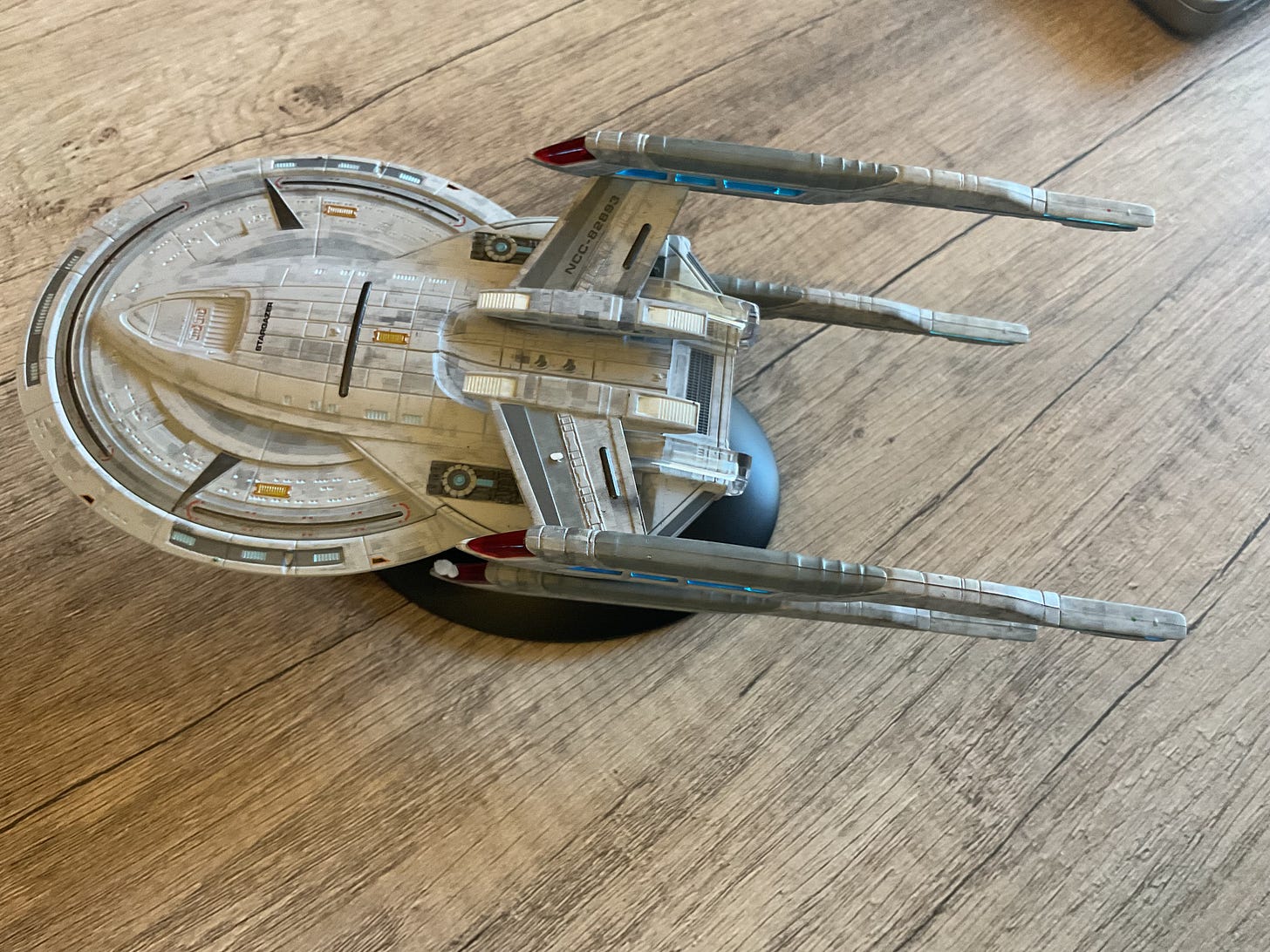 Review: FanHome's USS Stargazer (from Picard S2) | The Black Campbell