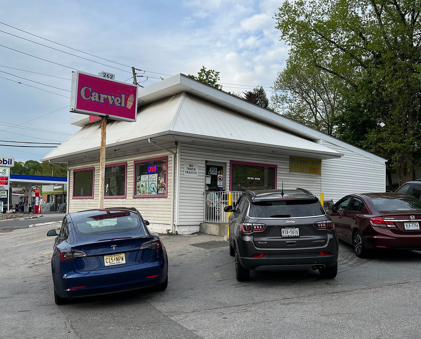 The Carvel Story: How a flat tire on Memorial Day weekend 1934 inflated