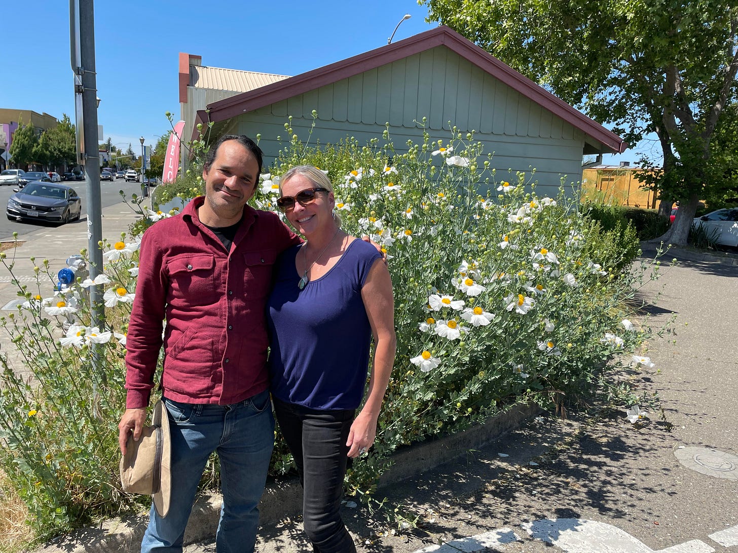 Sebastopol's two biz groups pledge cooperation—and perhaps a merger