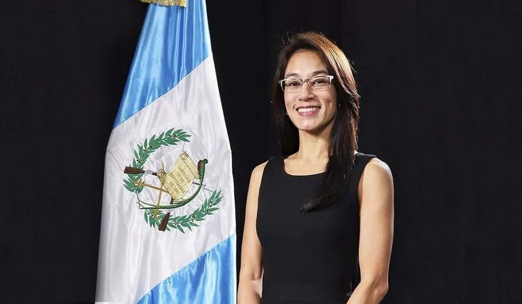 La diputada Lucrecia Hernández Mack falleció durante la noche del pasado miércoles, confirmó el Movimiento Semilla, agrupación política a la que pertenecía. La muerte de la congresista la hicieron oficial a través de un comunicado.