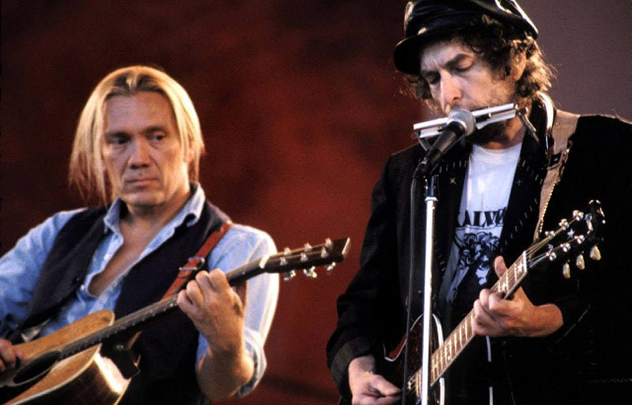 G.E. Smith Recalls the First Years of Bob Dylan's Never G.E. Smith Recalls the First Years of Bob Dylan's Never