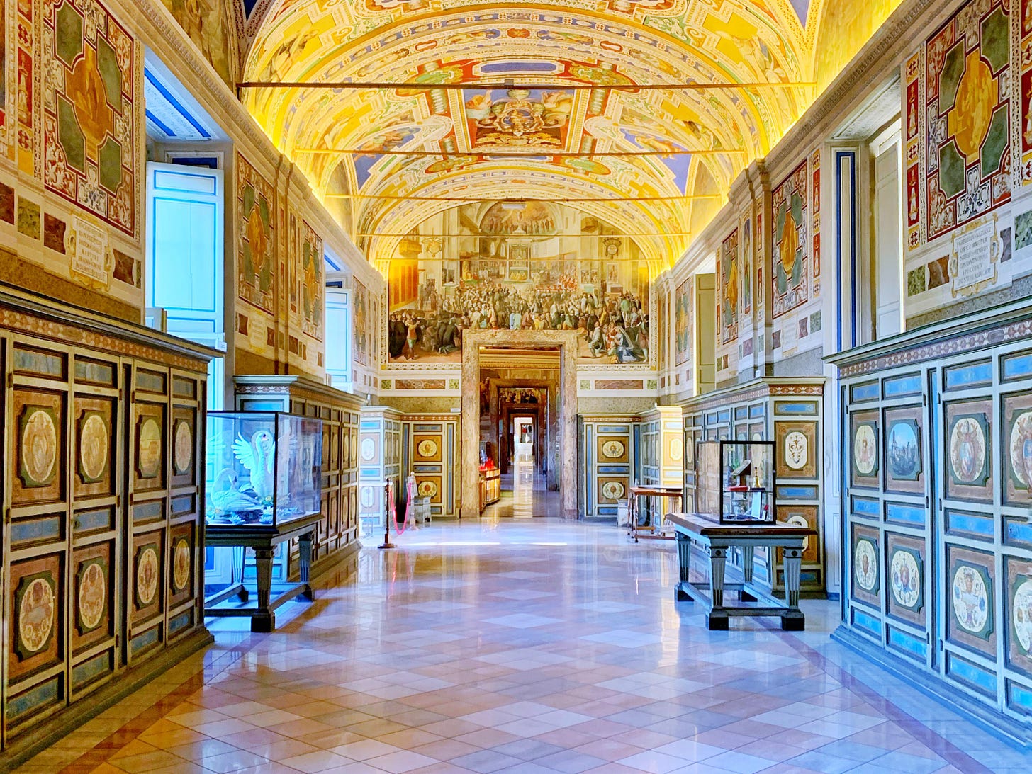 How to See the Sistine Chapel Without the Crowds