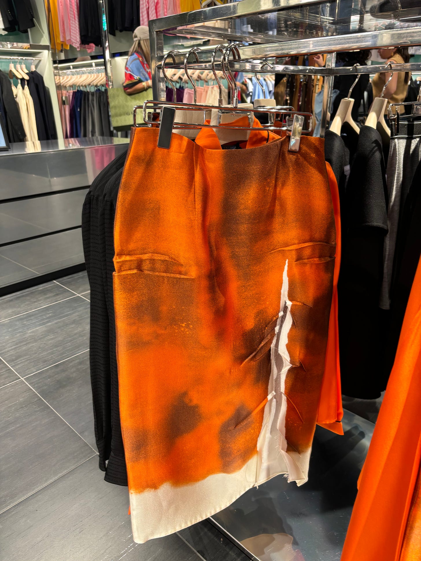 Prada factory outlet online shop