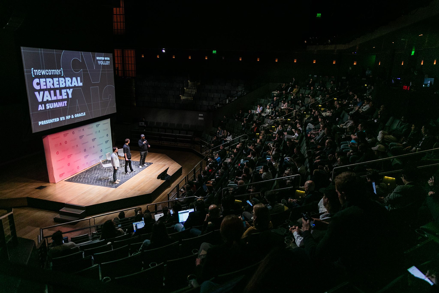 Reid Hoffman & Vinod Khosla Chart the Future of AI on Stage at the 2nd