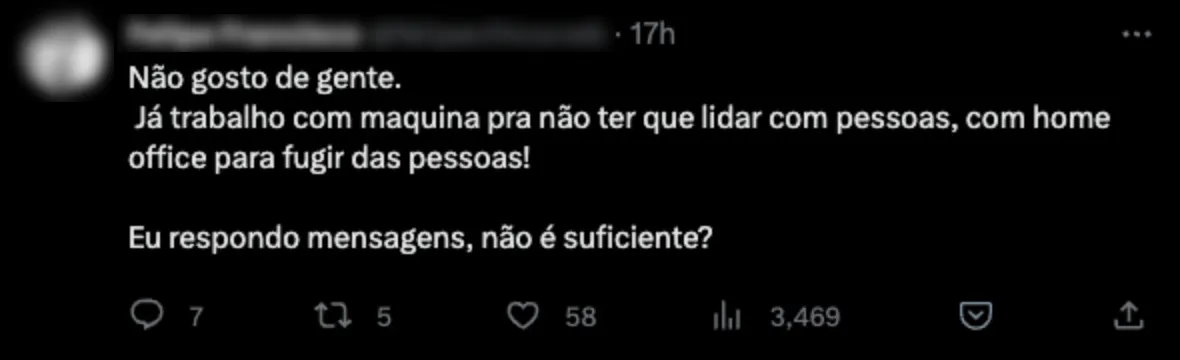 Pessoa que não gosta de pessoa