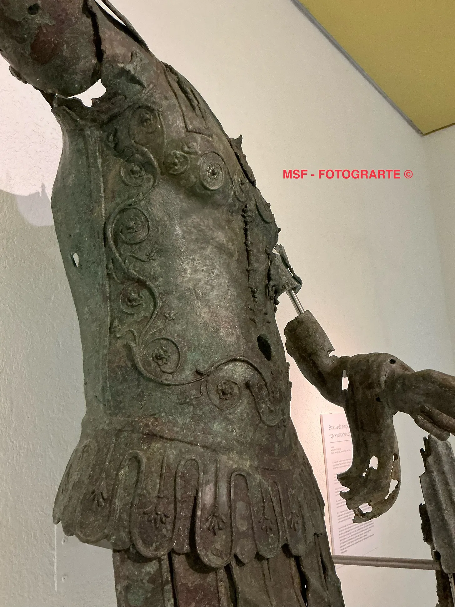 Estatua Emperador romano representado como jefe militar (Museo Cádiz)