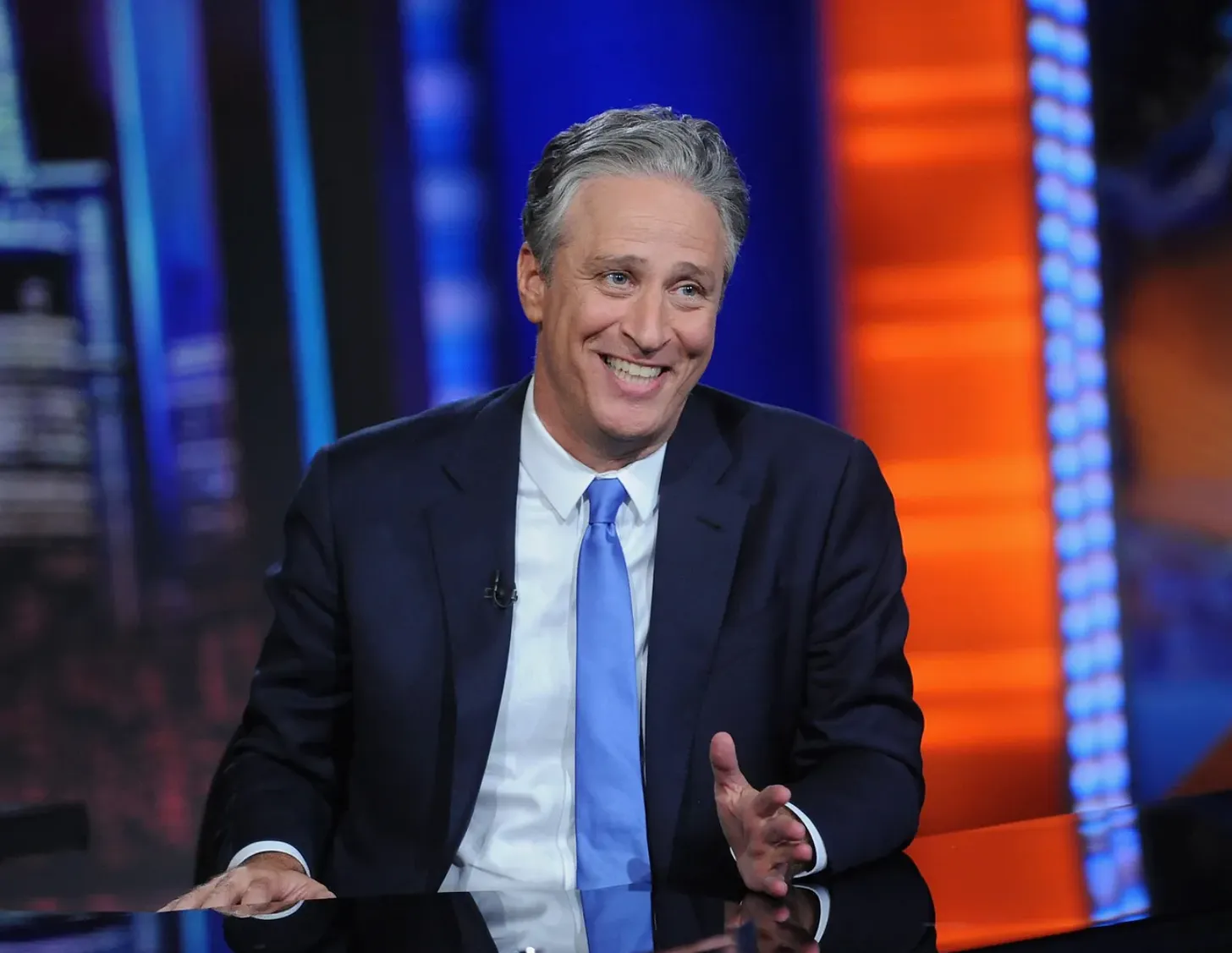 Analysis: Jon Stewart’s return to The Daily Show will – no joke – help Democrats in November (deanobeidallah.substack.com)