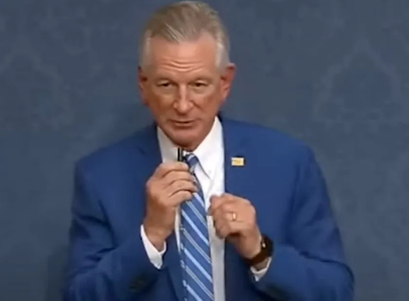 Oops! Tommy Tuberville’s Dumbass MAGA Military Promotions Blockade Stunt May Have Unified A Bipartisan Coalition (thedailypoliticususa.com)