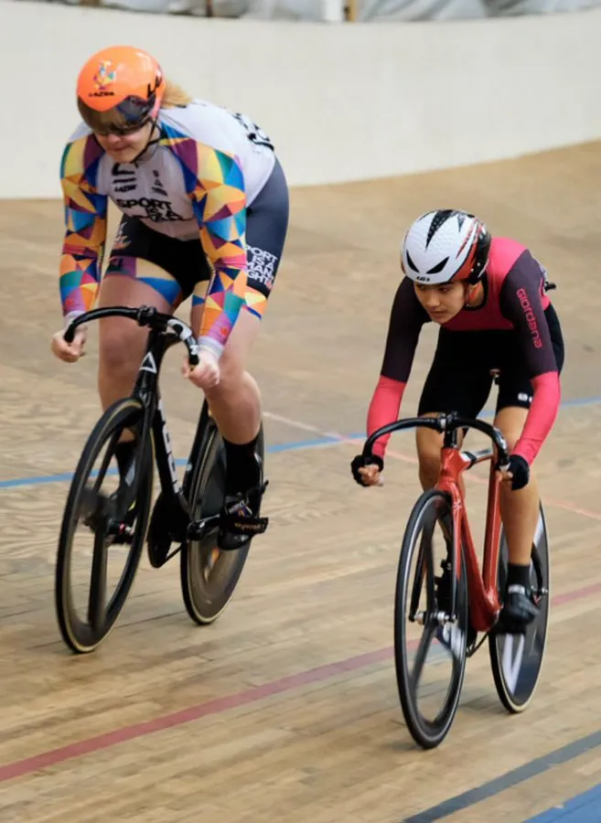 9fd33d46-c5d1-4c2f-b6b6-8c651b9ce79e_657