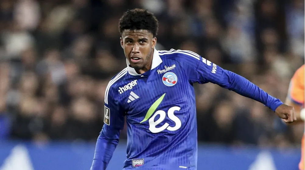 3ead90fb-de39-4fca-b7d5-c47c4d3ea782_100