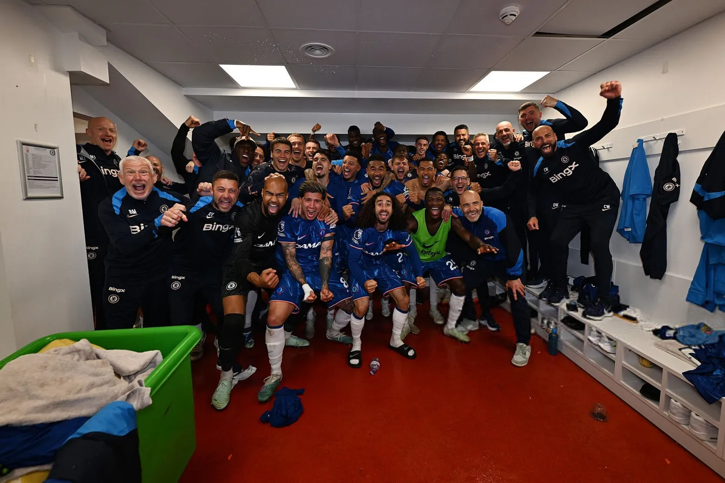 8a68062a-0cac-4541-ab0c-8509ab72f590_204