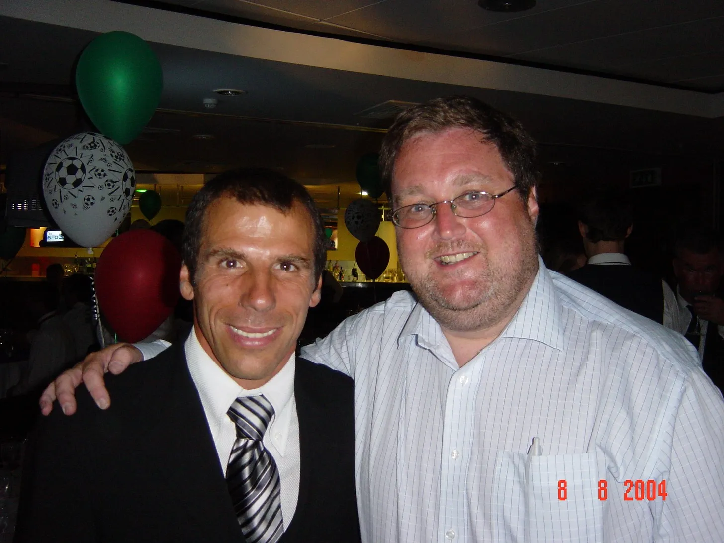 be9d3d3d-78cc-4dc3-bab6-bee07973eaab_160