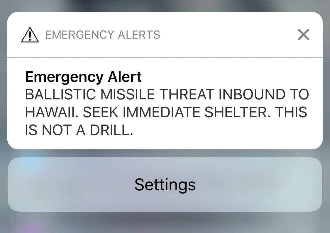 Hawaii Panics After Alert About Incoming Missile Is Sent in Error - The New  York Times