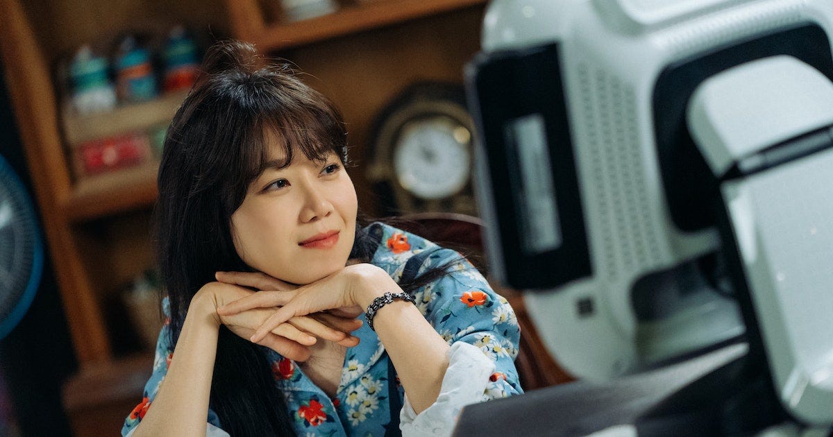 Gong Hyo-jin in When the Camellia Blooms, k-drama murder mystery
