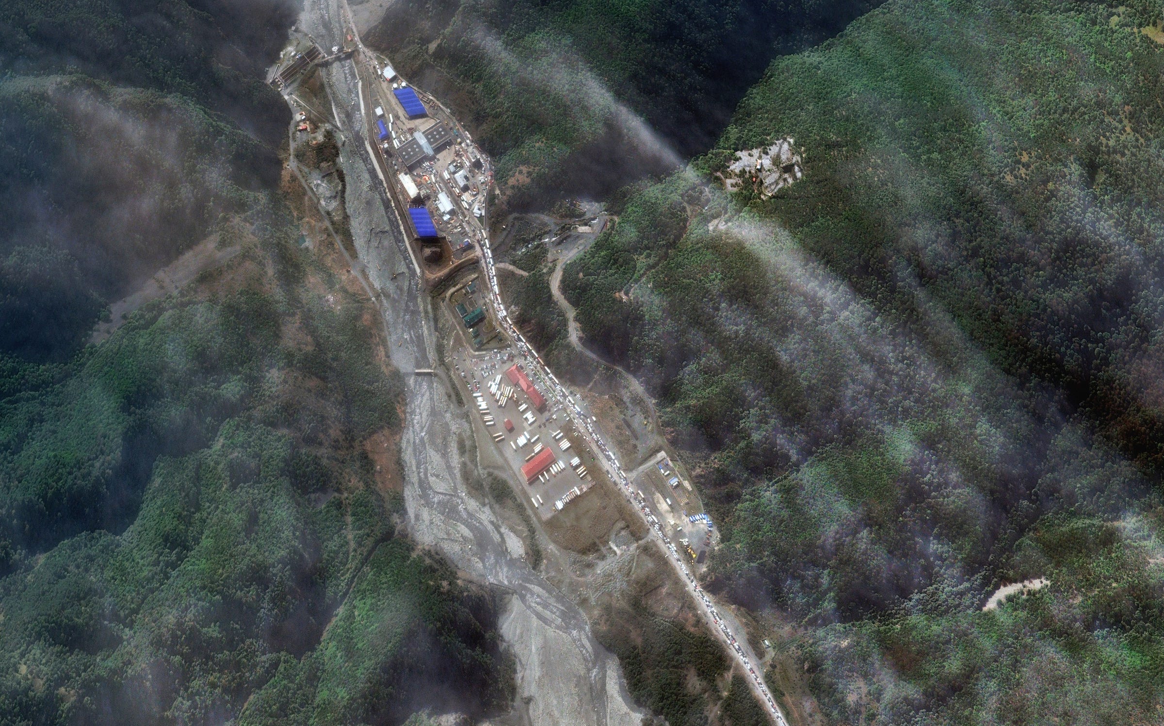 Satellite image of Upper Lars checkpoint