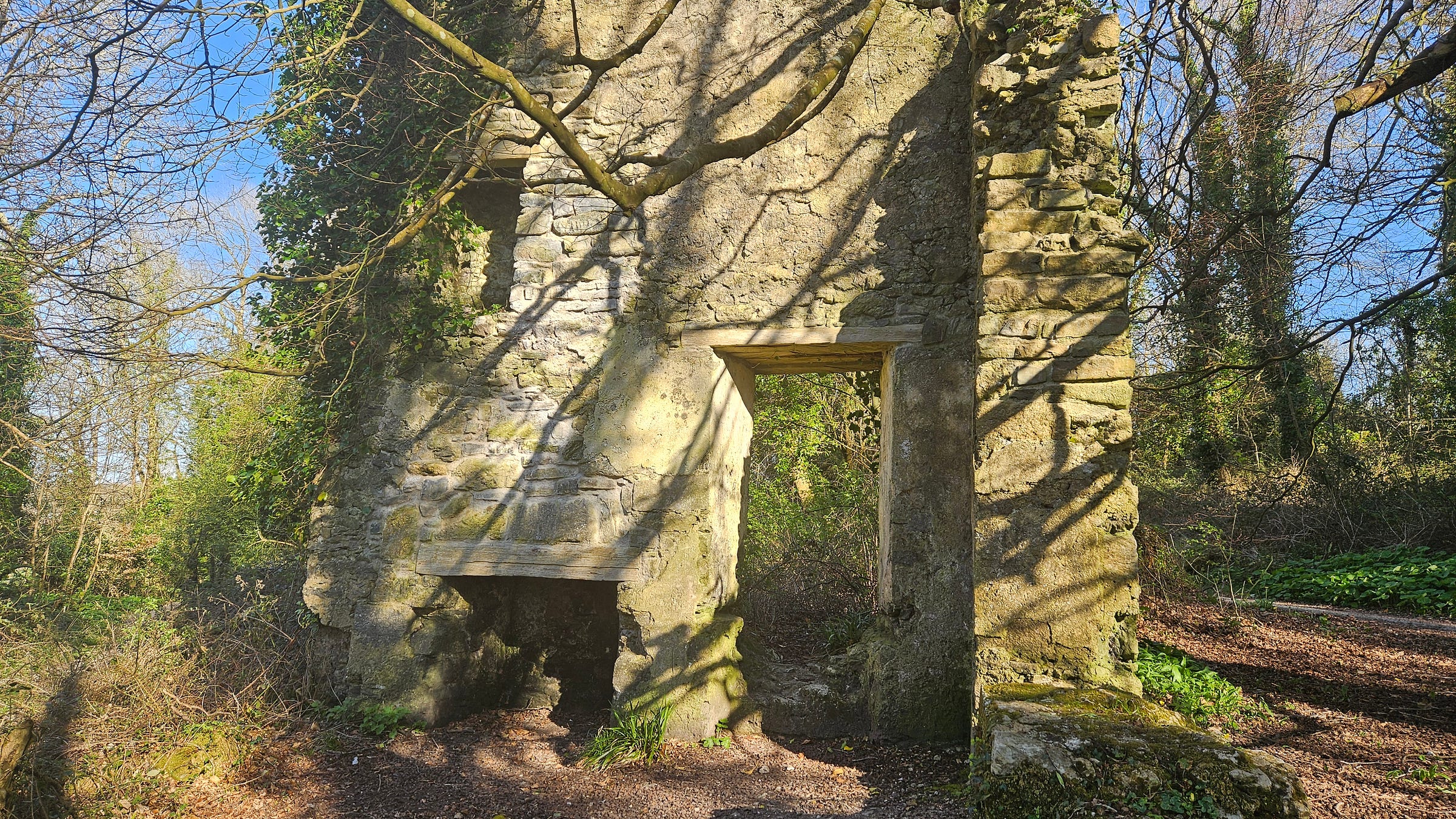 A view through the doors of a ruin.