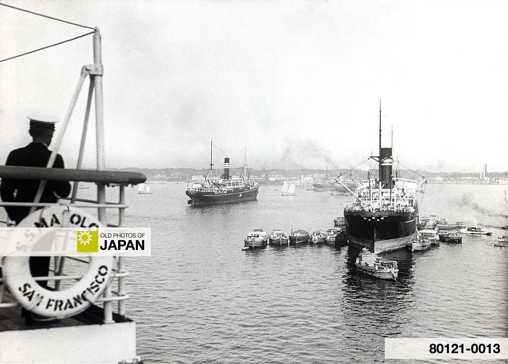 Offshore loading or offloading in the harbor of Yokohama in 1929