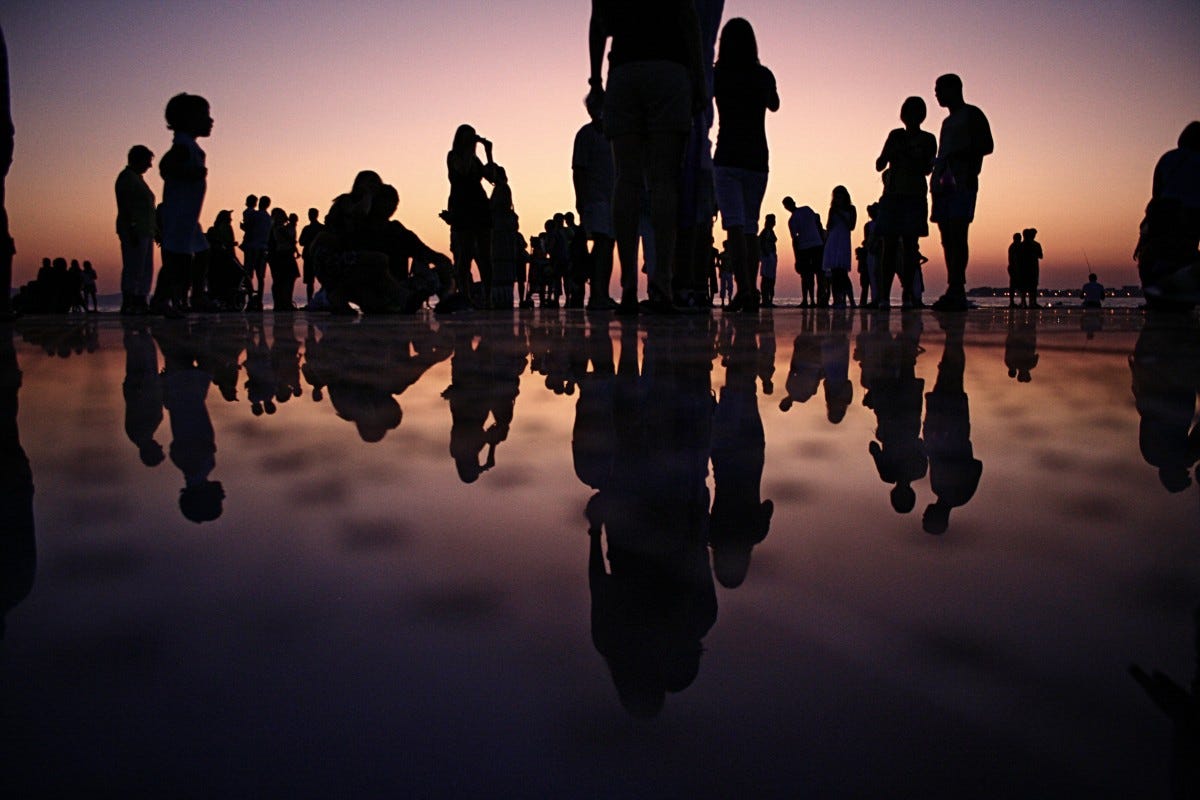 silhouette, light, people, sunset, crowd, dusk, evening, dance, reflection, shadow, darkness, sports, reflections, silhouettes, entertainment, performing arts