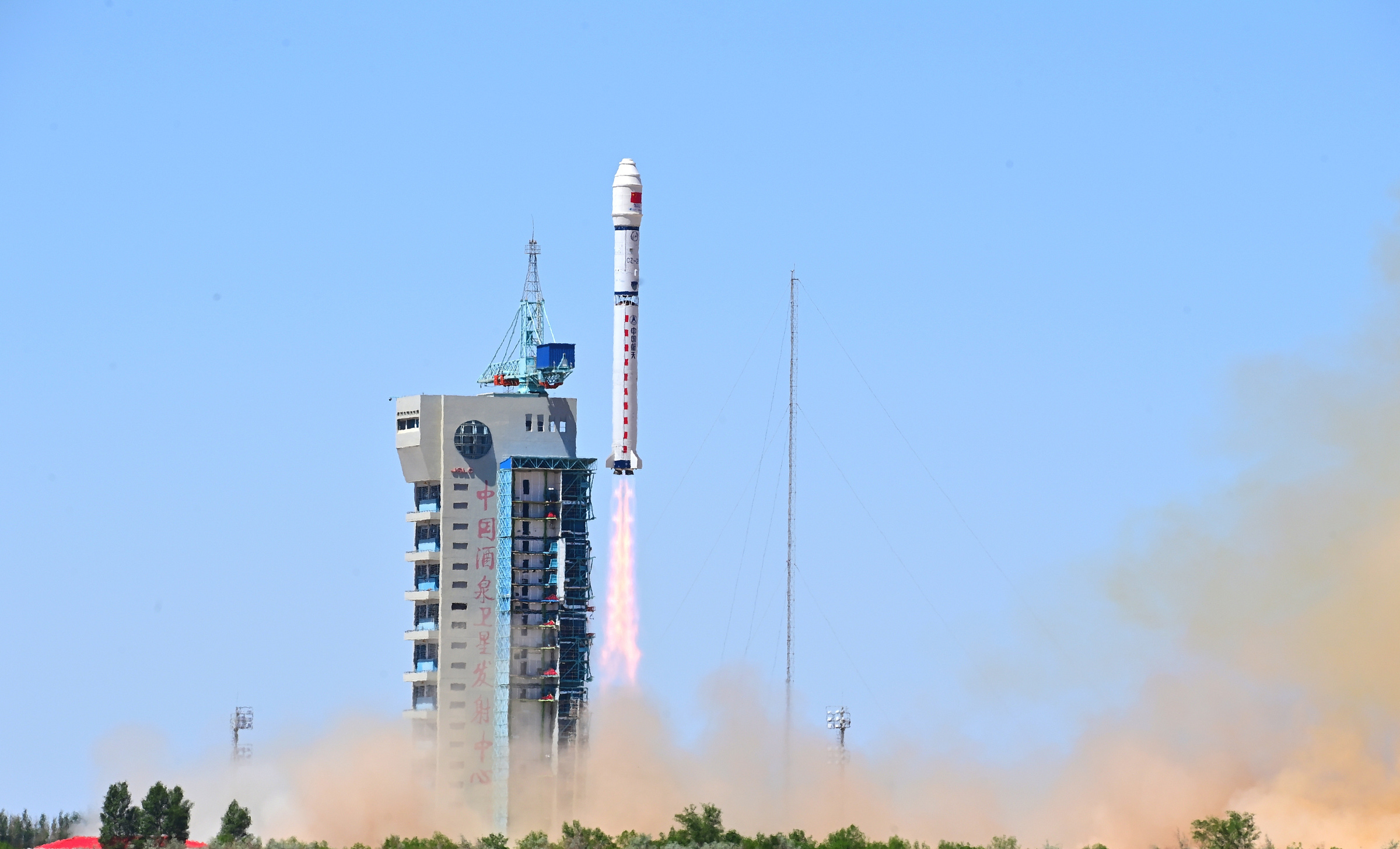 The Long March 2D Y107 vehicle lifting off from Launch Area 4 at the Jiuquan Satellite Launch Center. The Long March 2D Y107 vehicle lifting off from Launch Area 4 at the Jiuquan Satellite Launch Center.