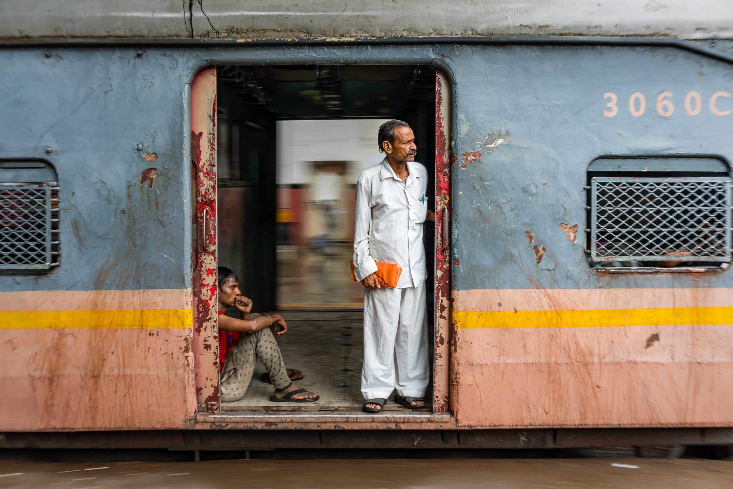 Leaving Mumbai — 1/30th, f/13, ISO400, 35mm