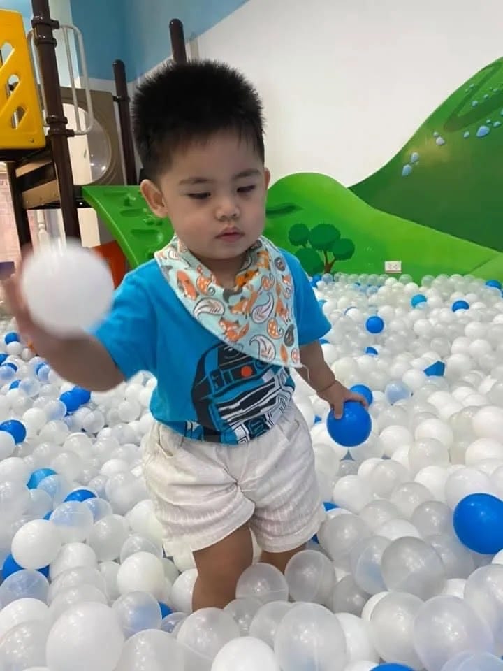 Little boy playing at Kidzooona