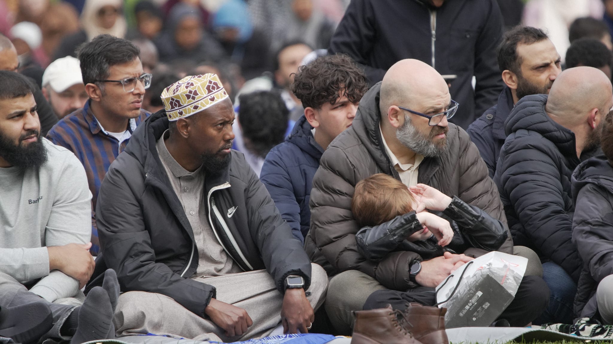 Muslimska högtiden Eid al-adha inleddes i Slottsskogen i Göteborg Muslimska högtiden Eid al-adha inleddes i Slottsskogen i Göteborg
