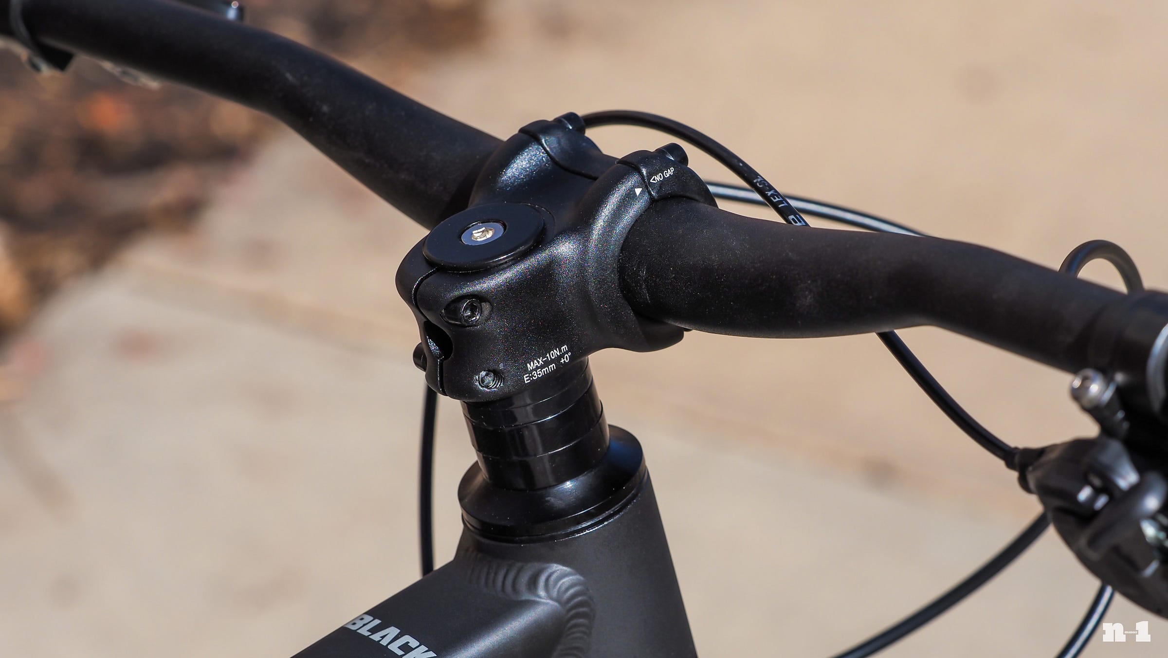 Eaglebear Black stem Eaglebear Black stem