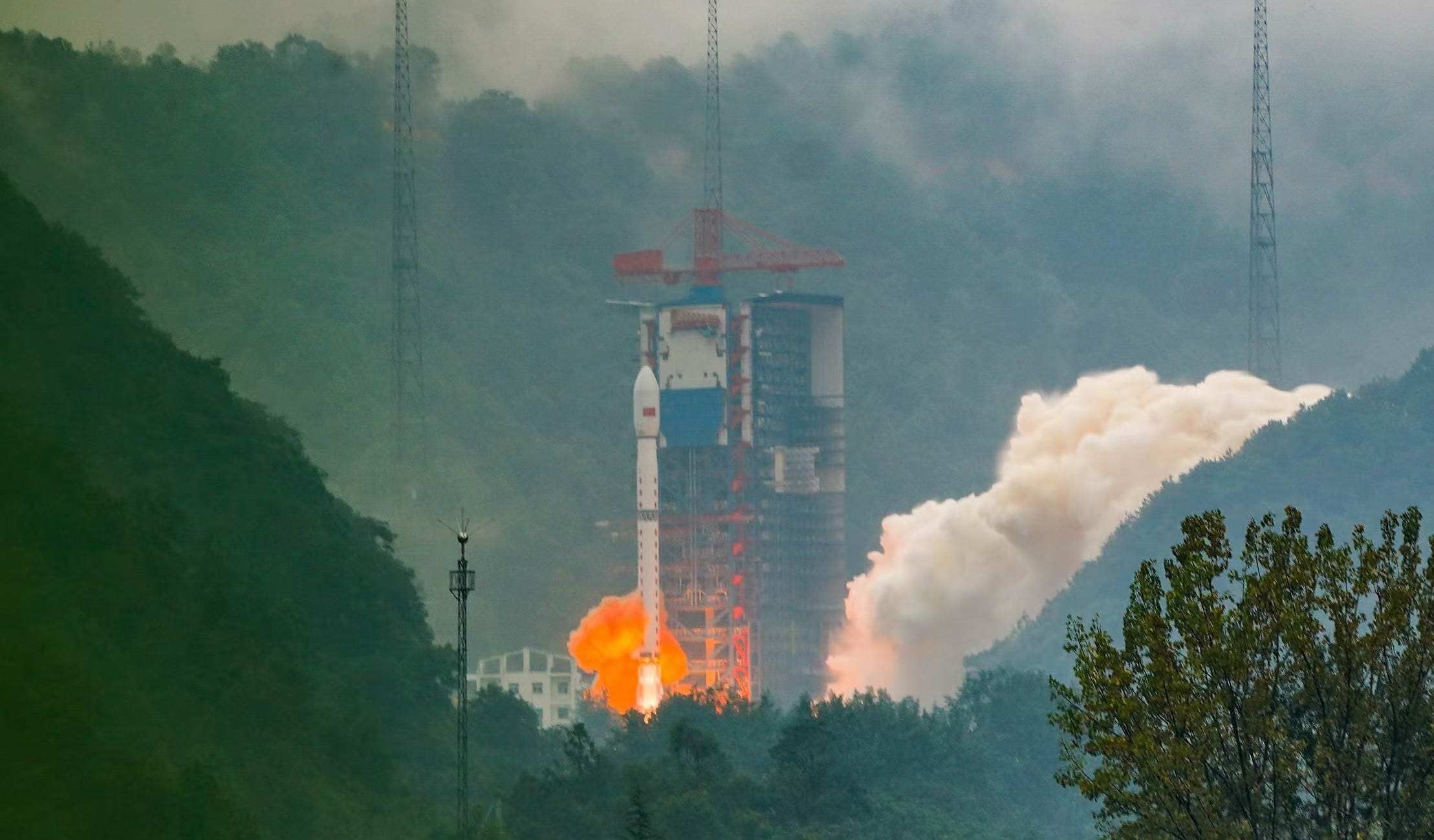 The Long March 4B lifting off from Launch Complex 3 at the Xichang Satellite Launch Center carrying Yaogan-43 Group 02.