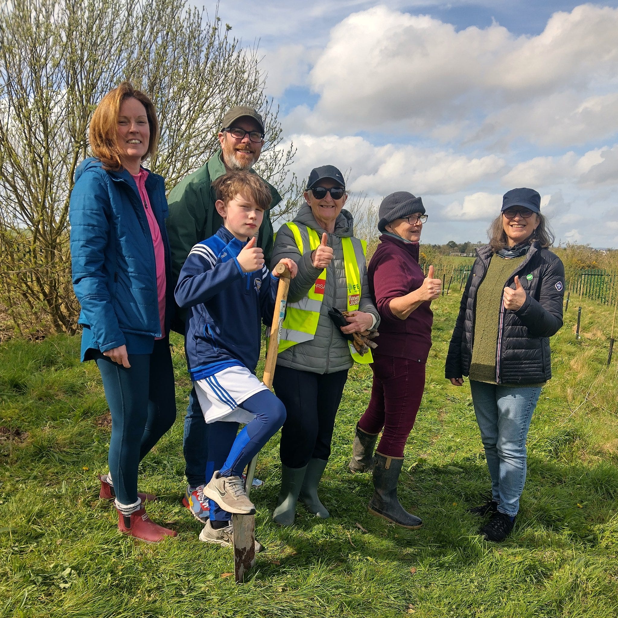 With Green Party candidate, Louise Jordan, alongside volunteers planting 100 native trees at Delaney’s GAA on Dublin Hill.