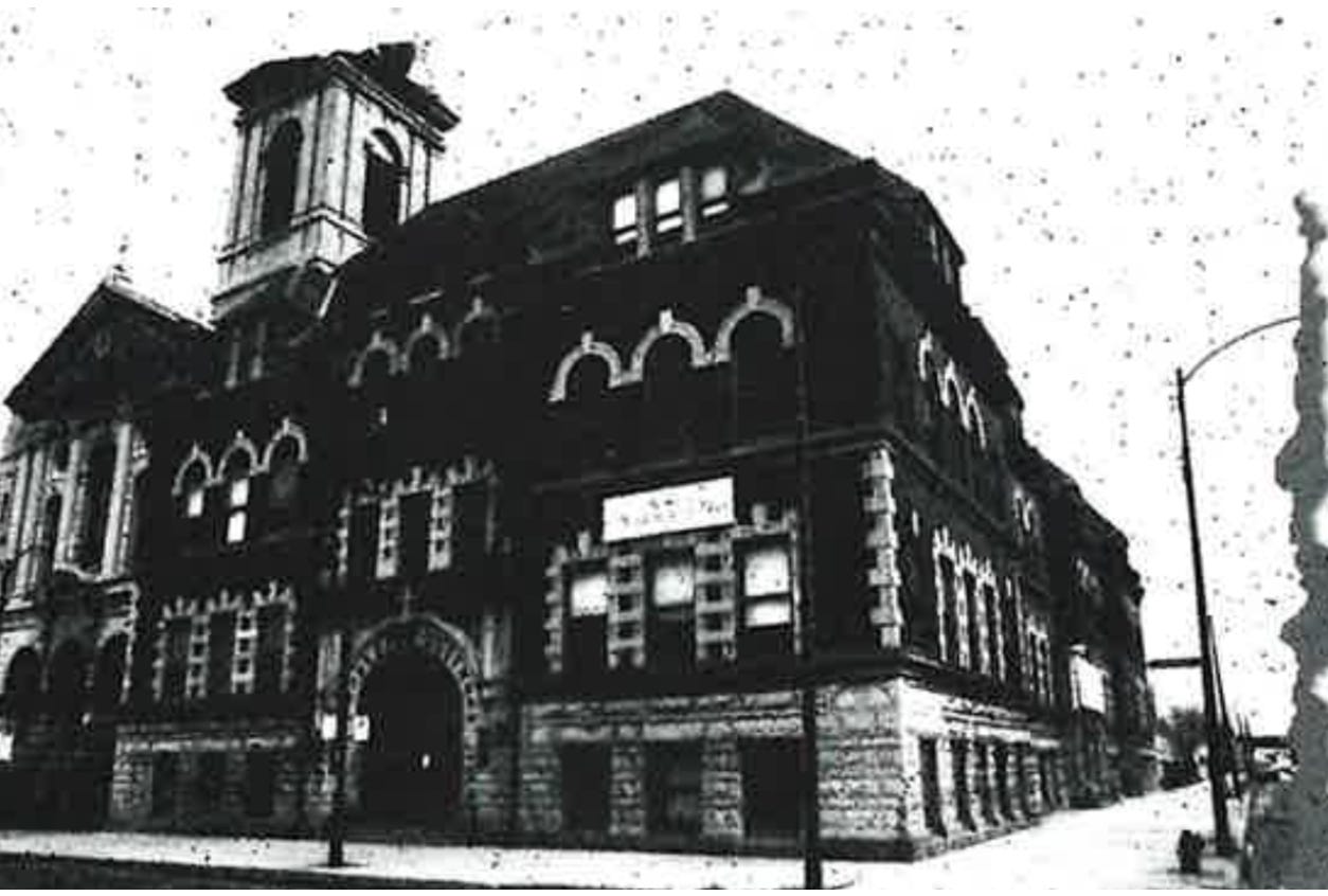 Photo of The Chicago Academy of the Arts in the 1990s