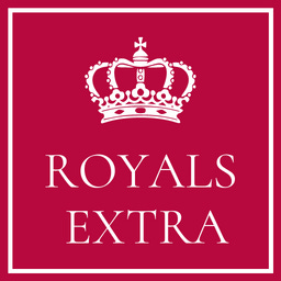 ROYALS EXTRA BY SALLY BEDELL SMITH