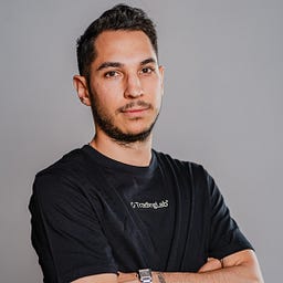 Alex Ruiz l TheBenchMark